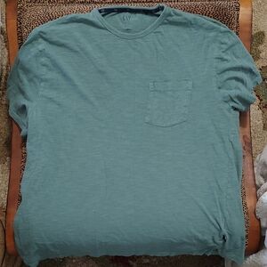Gap T Shirt